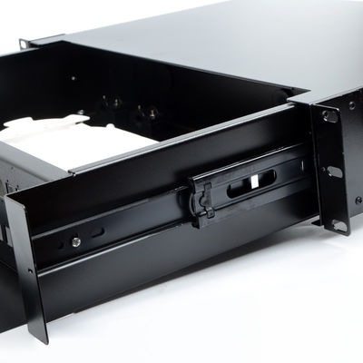 48 พอร์ต 2U Fiber Optic Enclosure SC Simplex / LC Duplex Sliding Patch Panel