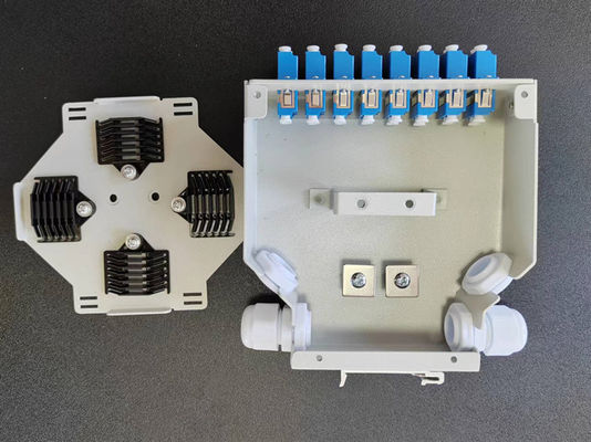 กล่องเทอร์มินัลราง Din ไฟเบอร์ออปติก 24 แกนพร้อม 12 ชิ้น Lc / Apc Duplex Aadapter