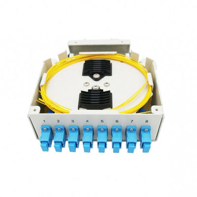 กล่องเทอร์มินัลรางไฟเบอร์ออปติกแบบติดตั้งบนราง Din 8 พอร์ตพร้อมอะแดปเตอร์ Sc / Upc Singemode Pigtails