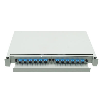 แผงแพทช์ไฟเบอร์ออปติก ODF สีขาวสไลด์ 1U 12 พอร์ตแผงแพทช์ Mount Rack