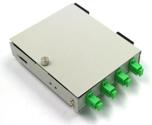 FTB Series กล่องเทอร์มินัลไฟเบอร์ออปติกแบบติดผนัง 4 แกน FTTH พร้อมอะแดปเตอร์ Apc